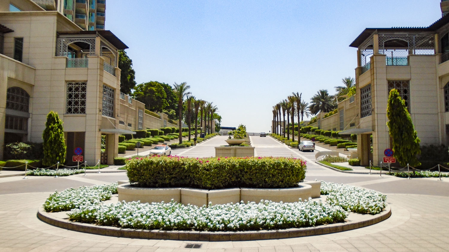 Landscape lighting — Dubai Marina public-realm